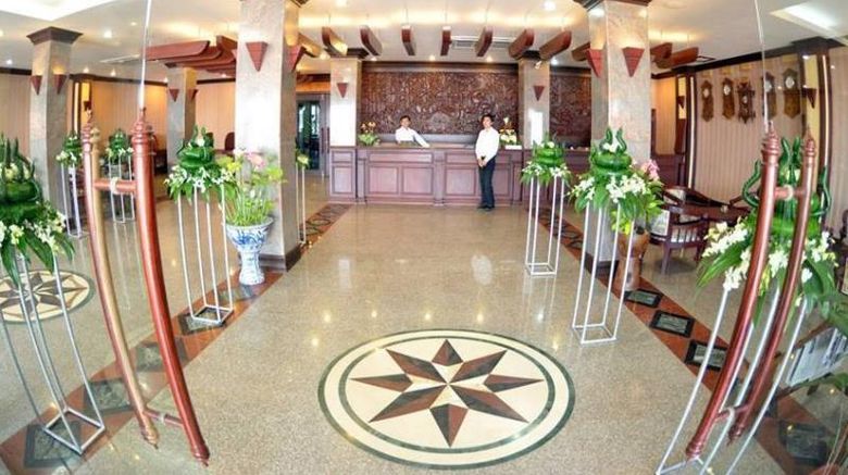 <b>Sengtawan Riverside Hotel Lobby</b>
