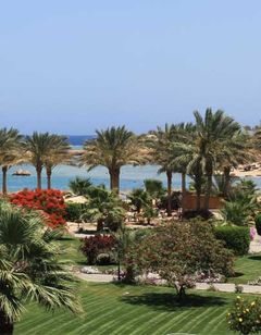 Brayka Bay Reef Resort Hotel