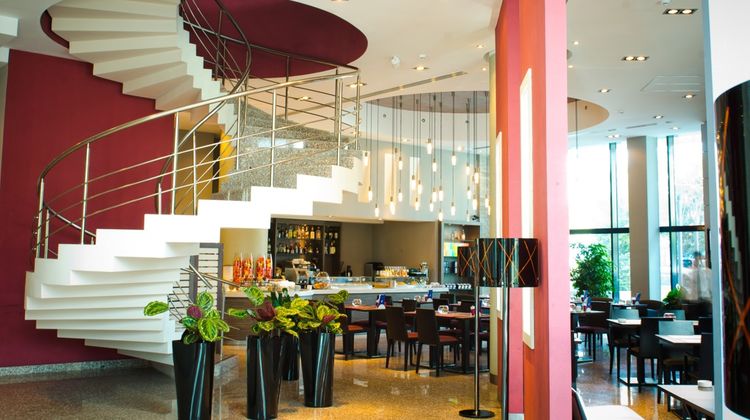 Chirag Plaza Hotel Restaurant