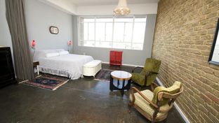 12 Decades Hotel