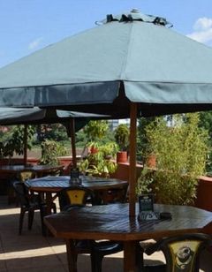 Khweza Bed And Breakfast