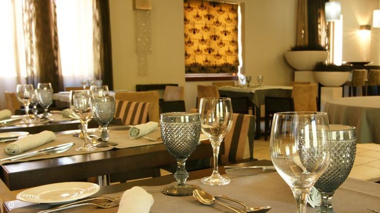 <b>Your Hotel & Spa Restaurant</b>