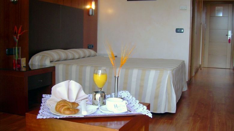 <b>Montera Plaza Hotel Room</b>