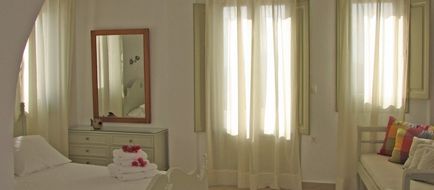Irida Studios Room