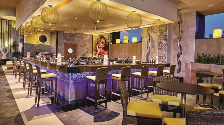 <b>Hotel Riu Tequila Bar/Lounge</b> <b>Hotel Riu Tequila Bar/Lounge</b>