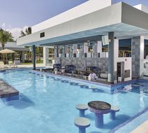 Hotel Riu Tequila Pool