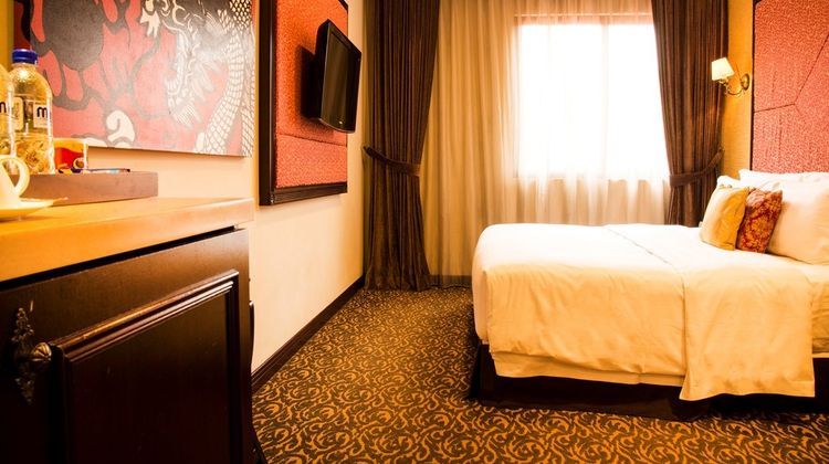 Nostalgia Hotel Room