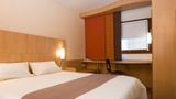 Ibis Cancun Centro Room