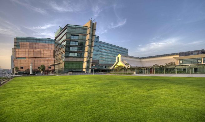 The Creekside Hotel Dubai Exterior