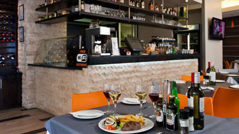 <b>Genesis All-Suite Hotel Restaurant</b>
