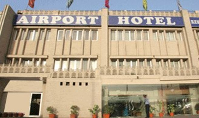 Airport Hotel Exterior