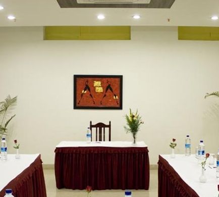 Cosy Grand Meeting