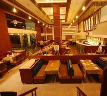 Hotel Sadanand Regency Restaurant