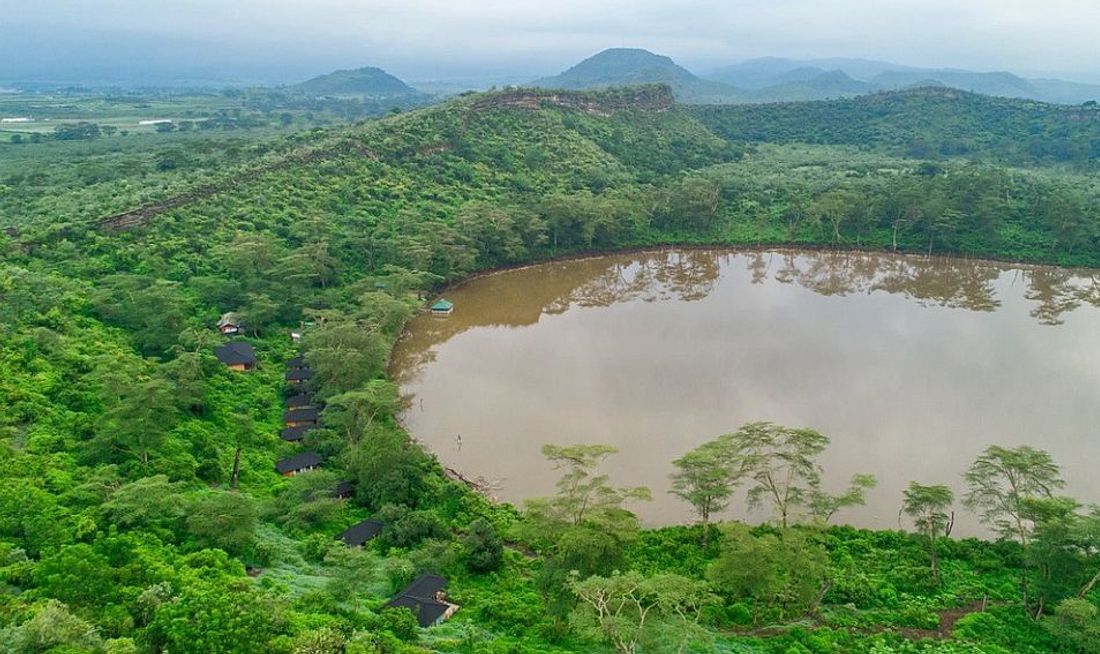 Crater Lake Naivasha Exterior