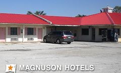 Super 7 Inn Siloam Springs