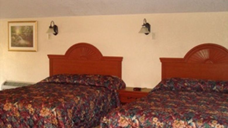 <b>Santa Cruz Inn Riverside Room</b>