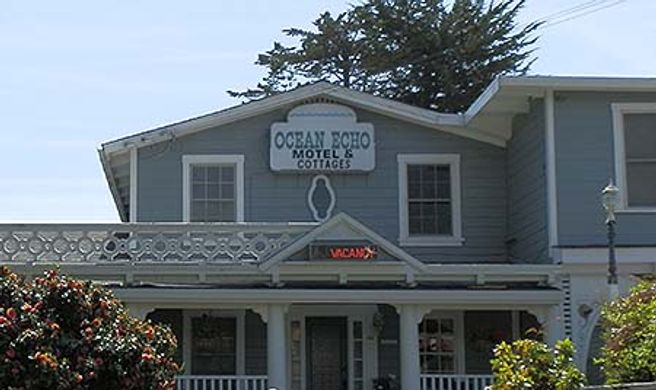 Ocean Echo Inn & Beach Cottages Exterior