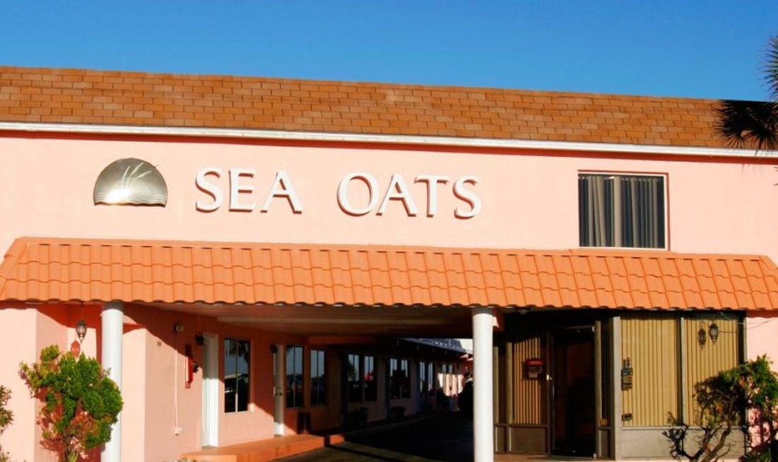 Club Sea Oats Resort Exterior