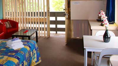 Jetty Motel