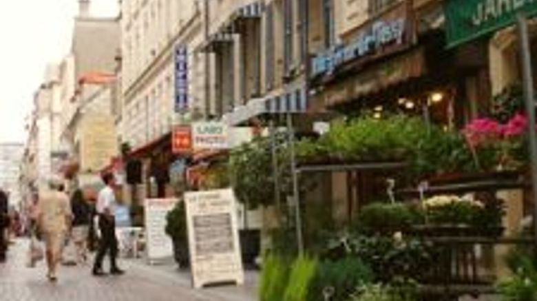 <b>Hotel les Hauts de Passy Exterior</b>