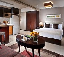 Oakwood Residence Funder Chengdu Room