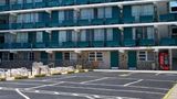 Skyview Manor Motel Exterior