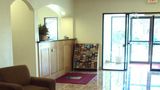 <b>Tropicana Inn & Suites Dallas Lobby</b>