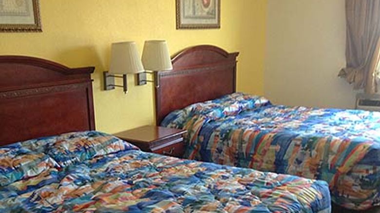 <b>Tropicana Inn & Suites Dallas Room</b>