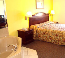 Tropicana Inn & Suites Dallas Suite