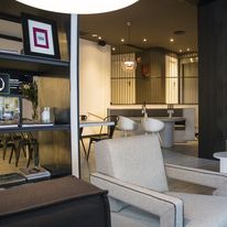 Pol & Grace Hotel