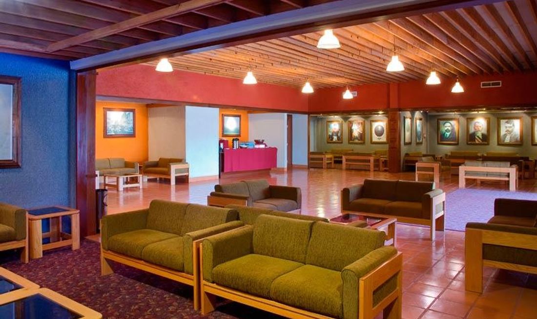 Termas De San Joaquin Lobby
