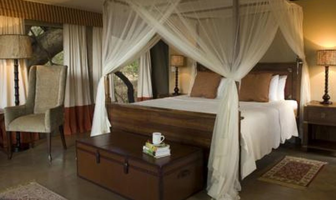 Lugenda Wilderness Camp Room