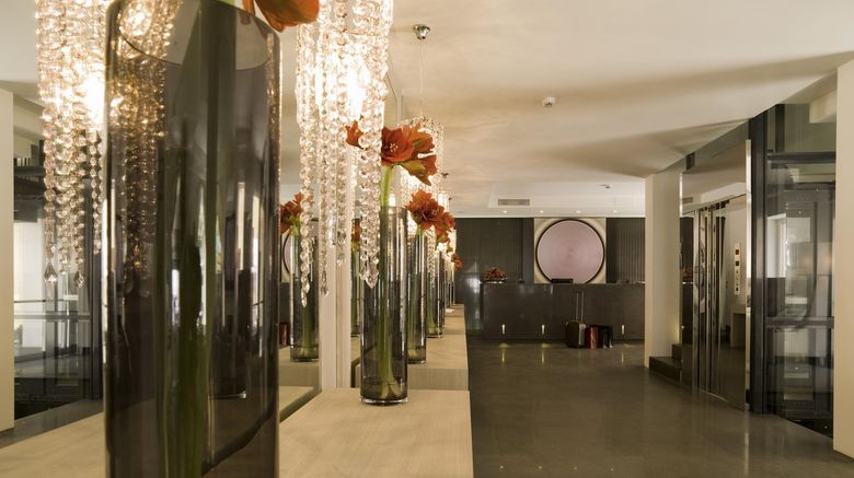 <b>Eight Hotel Paraggi Lobby</b>
