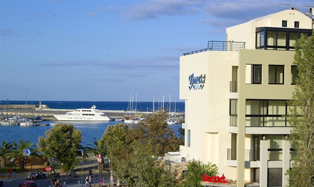 Kyma Beach Exterior