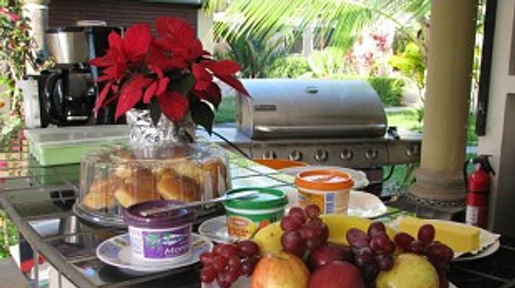 Las Brisas Resort & Villas Restaurant
