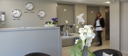 Adonis Carry-Le-Rouet Lobby