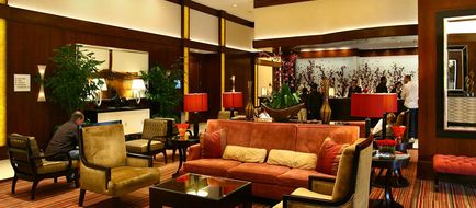 Luxury Suites Intl at The Signature Lobby