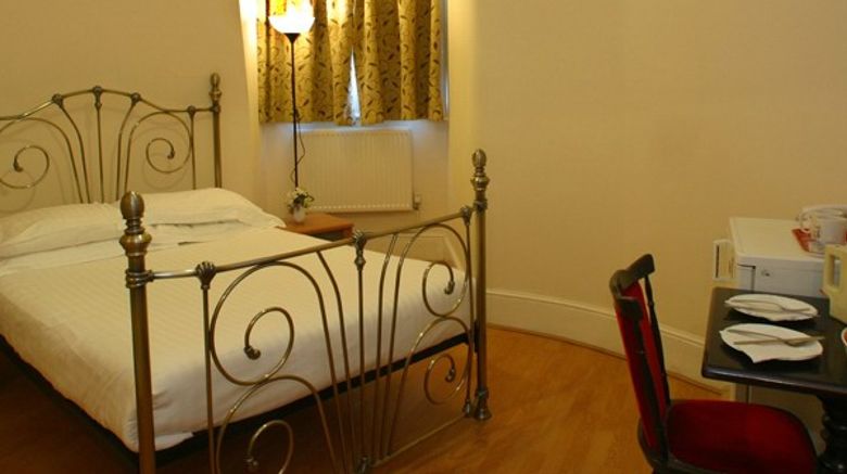 <b>The Bridge Hotel Room</b>