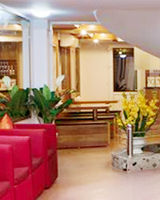 Urban Alley Hotel