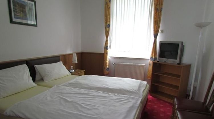 Hotel Palla Room