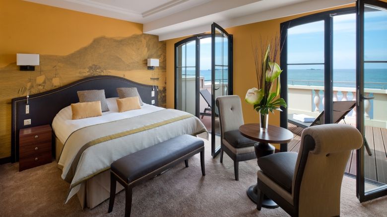 <b>Le Nouveau Monde Hotel & Spa Suite</b> <b>Le Nouveau Monde Hotel & Spa Suite</b>