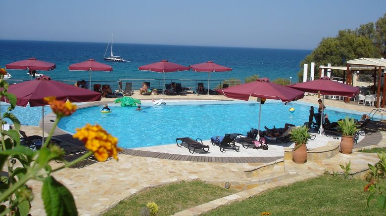 <b>Tsamis Zante Suites Pool</b>