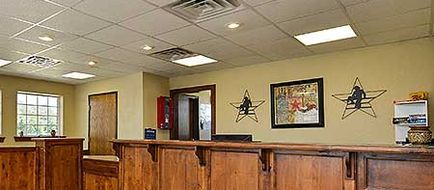Atria Hotel & RV McGregor Lobby