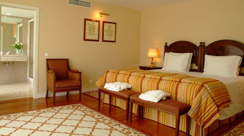 <b>Villa Termal Caldas de Monchique Resort Suite</b> <b>Villa Termal Caldas de Monchique Resort Suite</b>