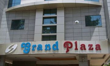 Super OYO Capital O Hotel Grand Plaza