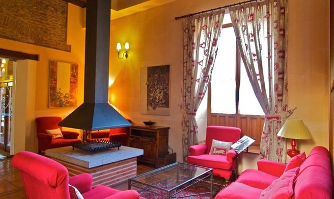Hotel Ayala Berganza Lobby