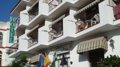 Hotel Tres Jotas
