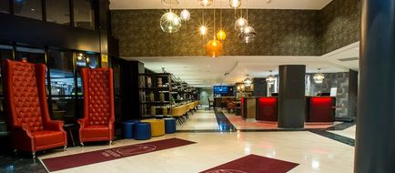 Leonardo Hotel Madrid City Center Lobby
