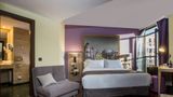 Leonardo Hotel Madrid City Center Suite
