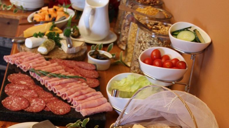 <b>Mooiplaas Guest House Banquet</b>